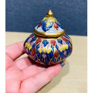 Tip Nam Thong Hand Painted Porcelain Trinket Box Beautiful Inlay Thailand